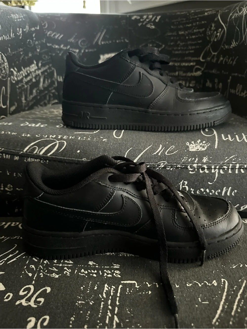 Nike all black